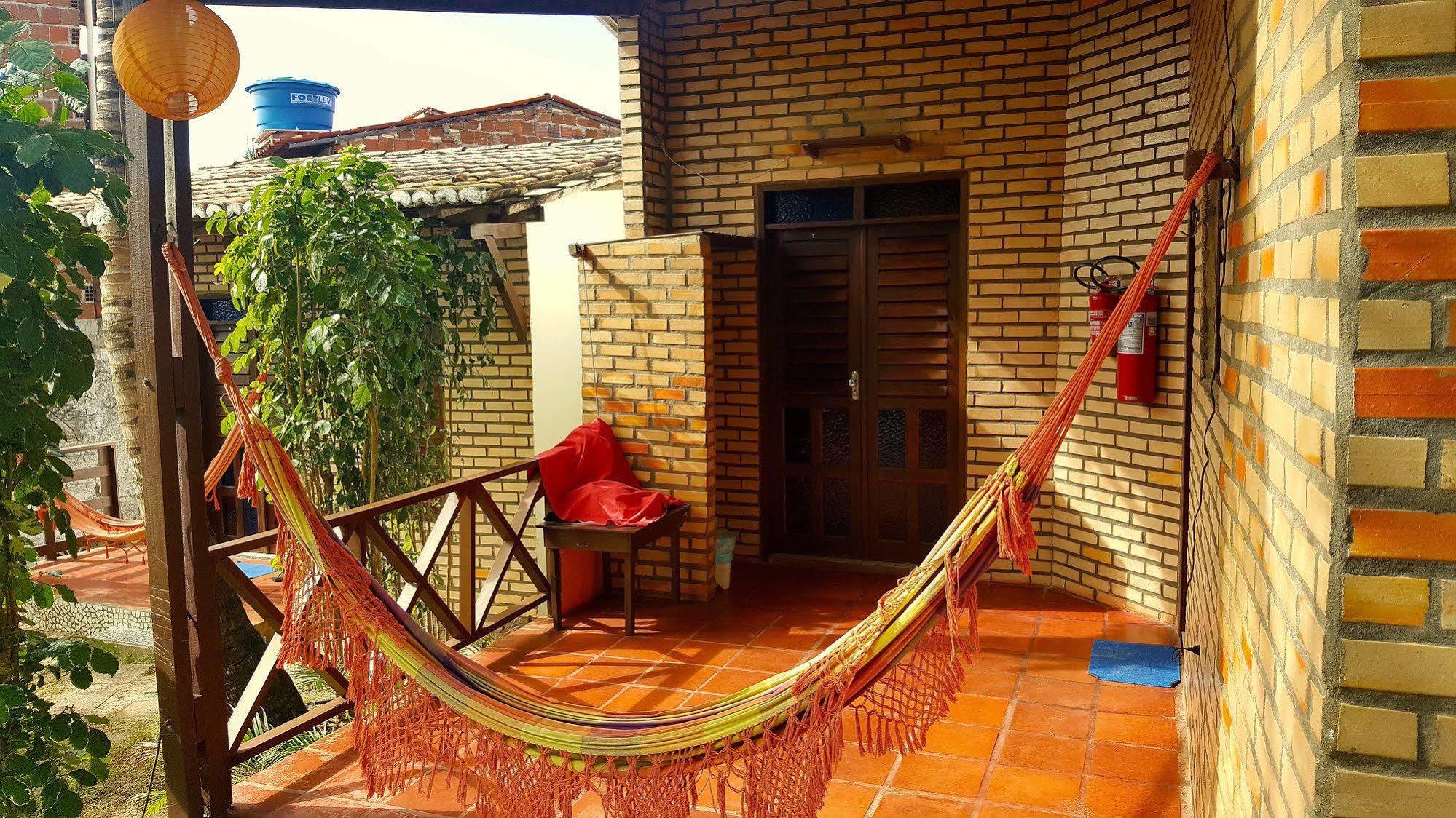 Media Veronica Hostel Suites Pipa Ares Экстерьер фото