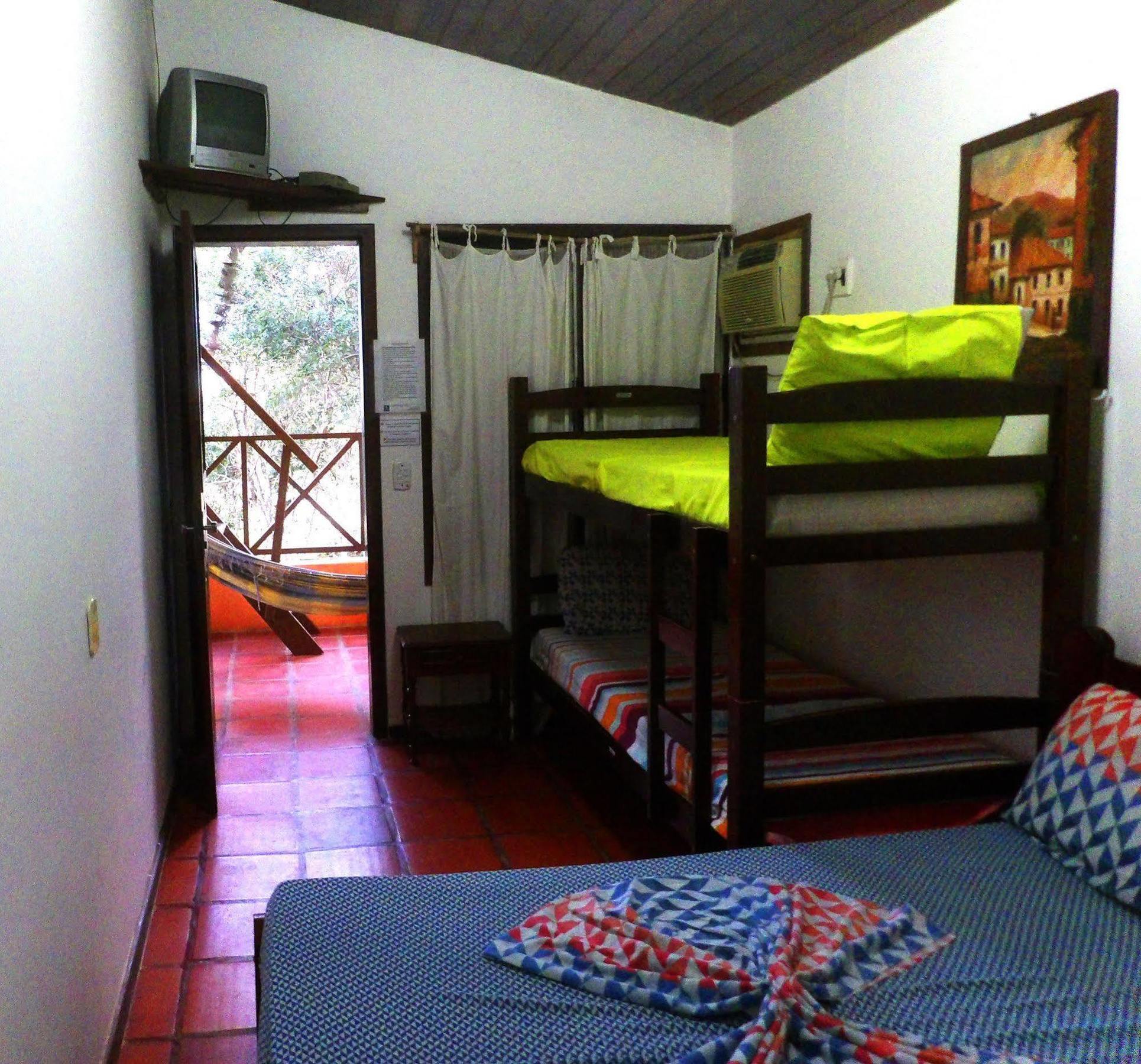Media Veronica Hostel Suites Pipa Ares Экстерьер фото