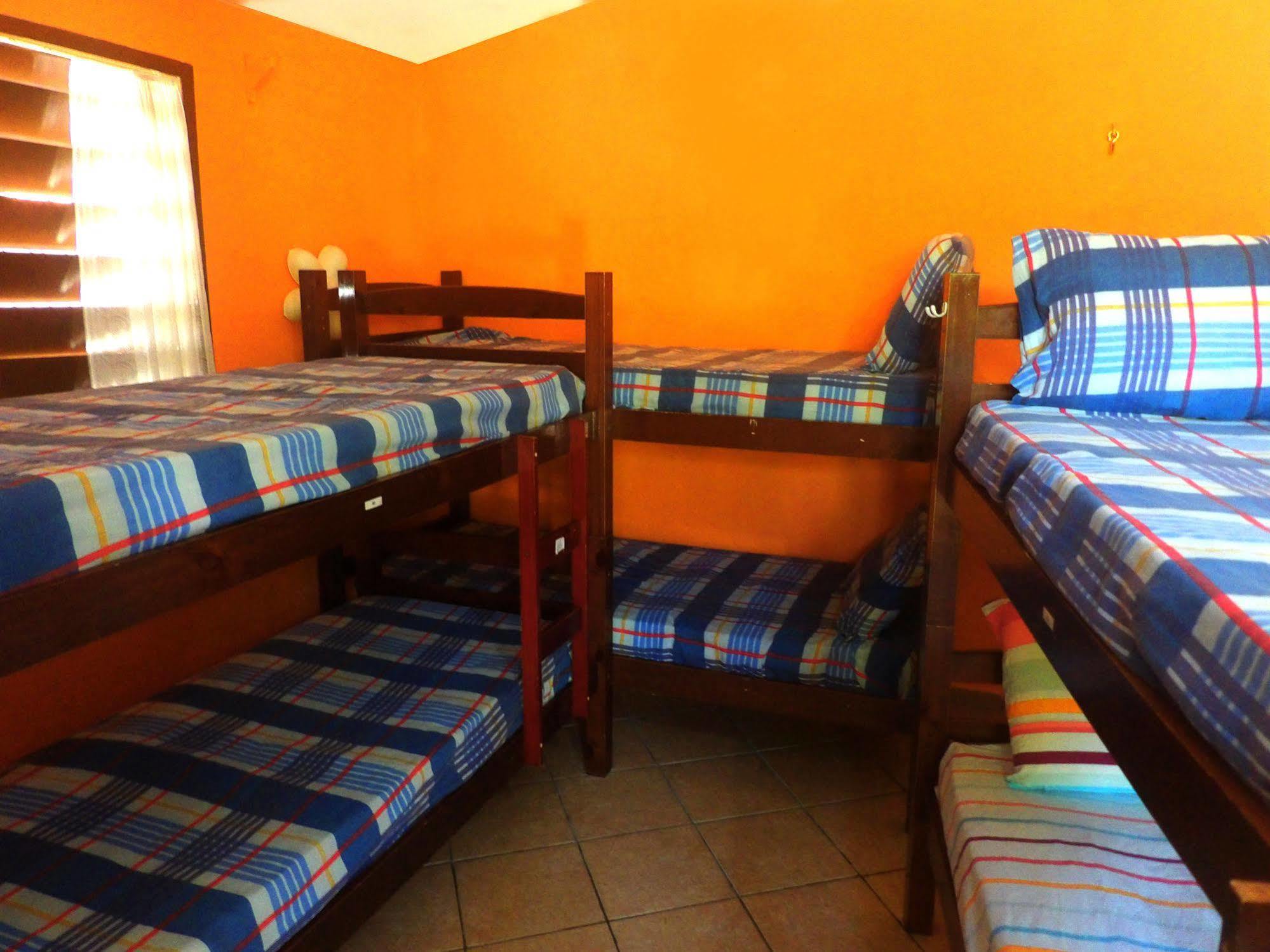 Media Veronica Hostel Suites Pipa Ares Экстерьер фото